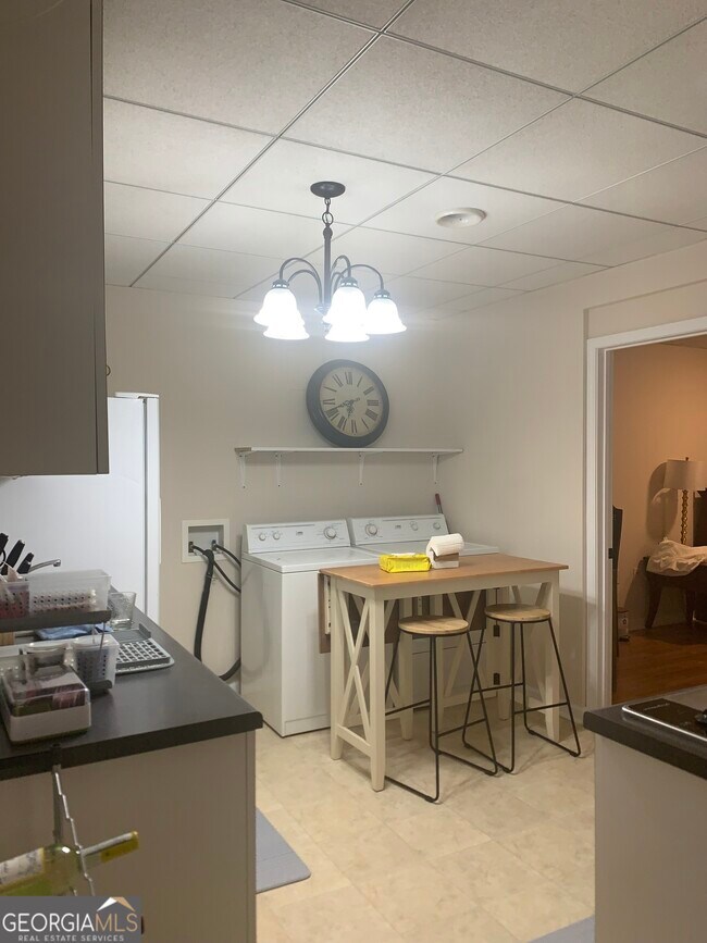 Foto del edificio - 1575 Great Oaks Dr
