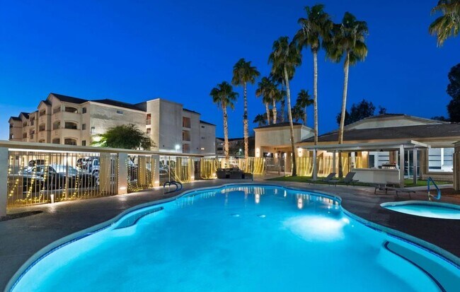 Foto del edificio - Unfurnished Resort Like Condo available No...