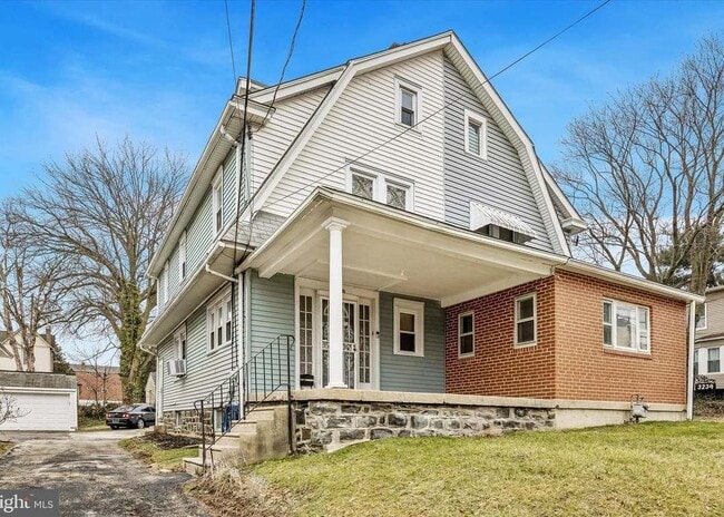 Building Photo - 3232 Marshall Rd