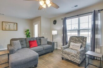 Building Photo - 970 Wolfpack Ct