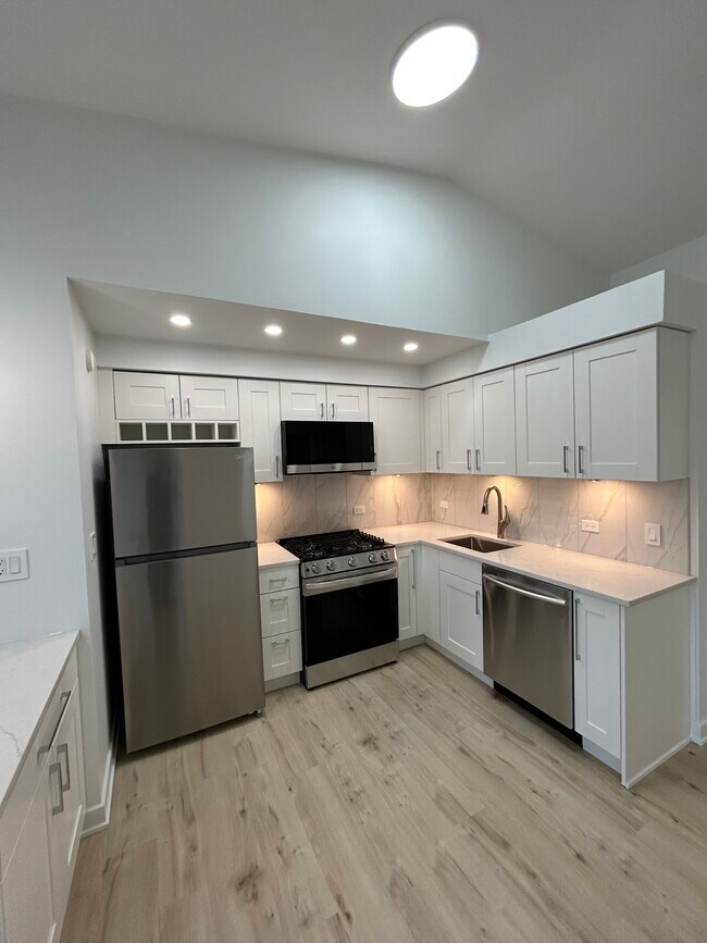 Foto del edificio - 18 Echo Ct