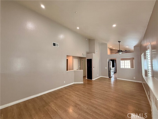 Foto del edificio - 16206 Valleyvale Dr