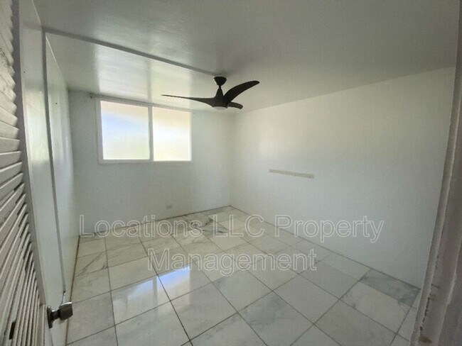Building Photo - 85-175-175 Farrington Hwy
