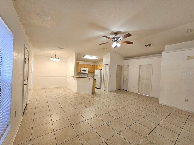 Foto del edificio - 2746 Smithtown Dr