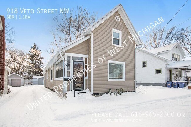 Building Photo - Tours Estimated to Begin 11/22 | 3 Bedroom...