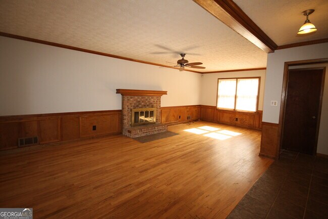 Foto del edificio - 4768 Tarleton Dr SW