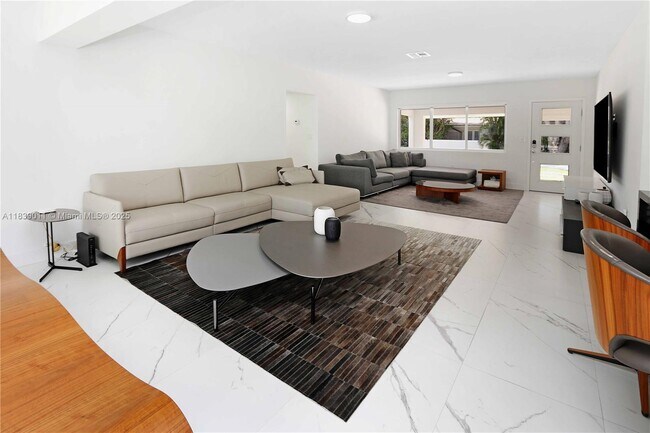 Foto del edificio - 2135 Arch Creek Dr