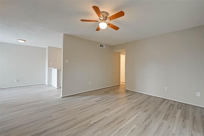 Building Photo - 12030 W Bellfort Ave