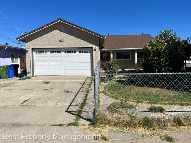 Foto del edificio - 4 br, 2 bath House - 3671 Jamestown rd