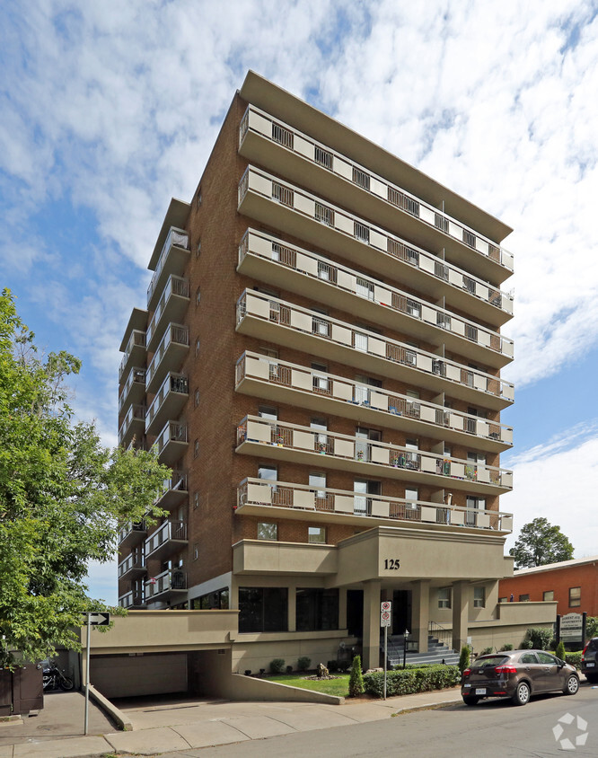 Building Photo - Forest Ave Apartments