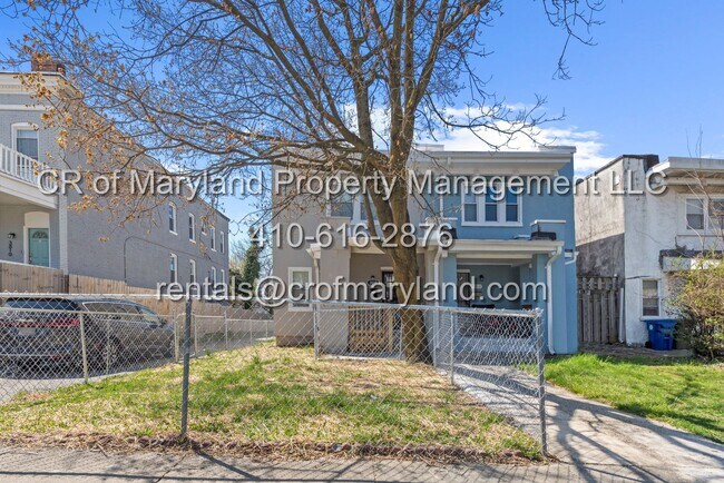 Building Photo - WAITLIST APPLICATIONS ONLY