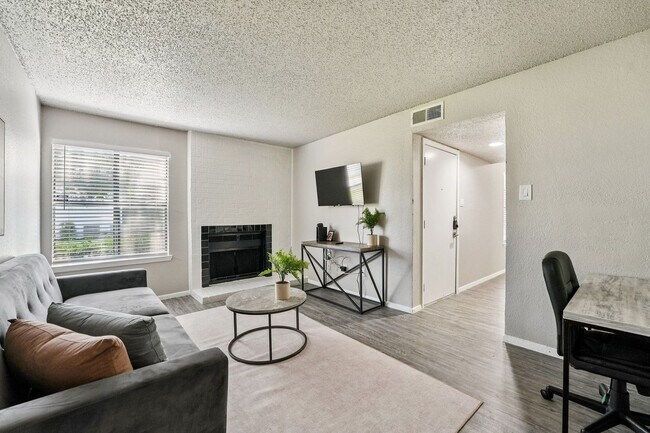 Foto del edificio - 2549 Thomason Cir
