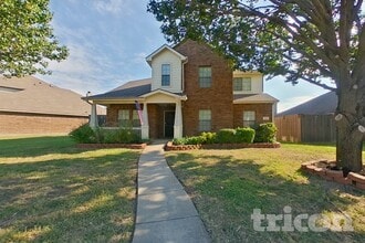 Building Photo - 320 Rowdy Dr