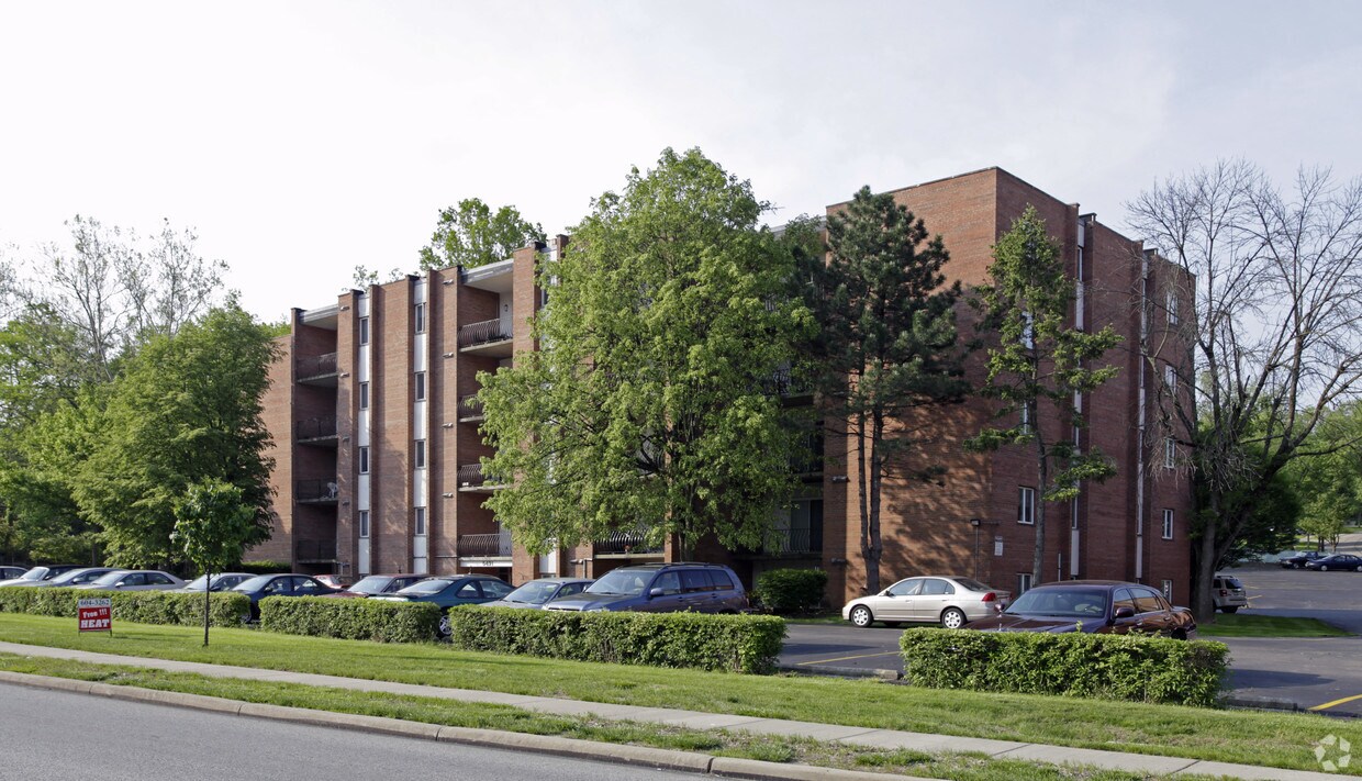 Foto principal - Ranchvale Apartments