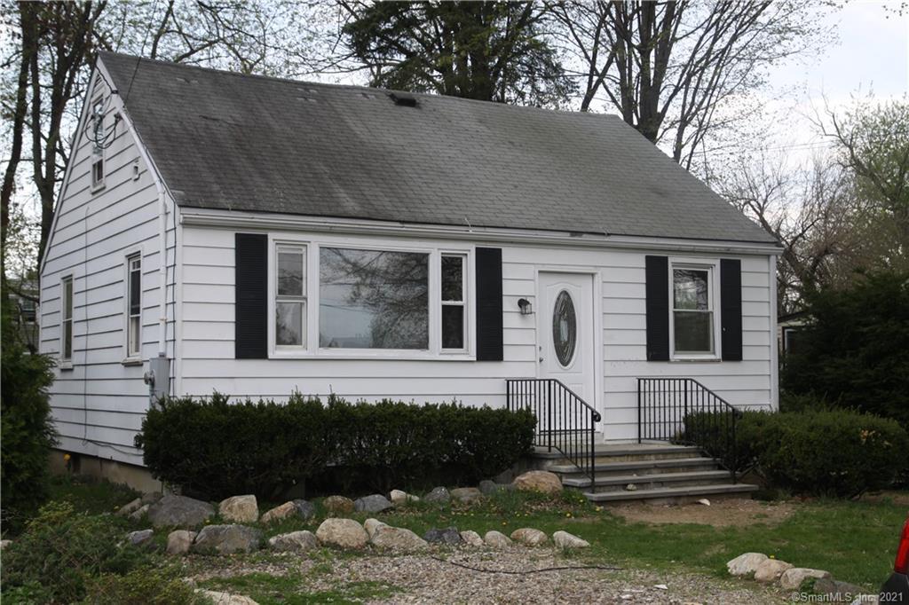 Primary Photo - 15 Woodside Ave