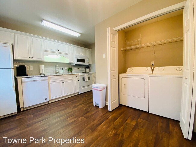 Building Photo - 2 br, 2 bath House - 326 Greendale Pl