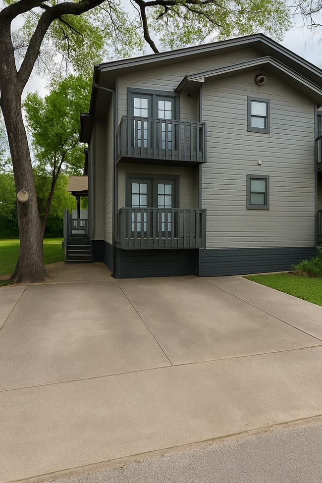 Building Photo - 4520 Speedway