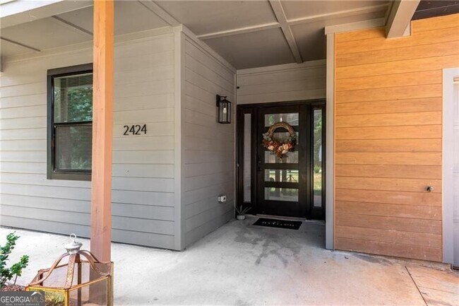 Foto del edificio - 2424 Connally Dr