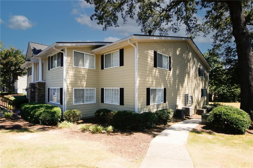 Foto principal - 1468 Briarwood Rd NE