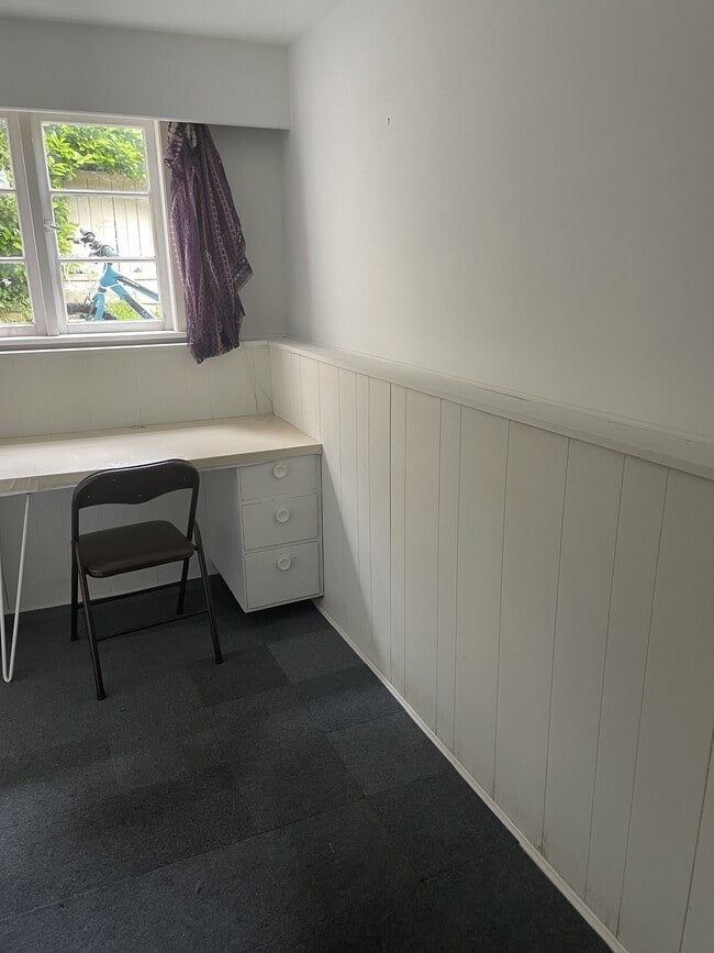 Building Photo - 1842 W 63rd Ave