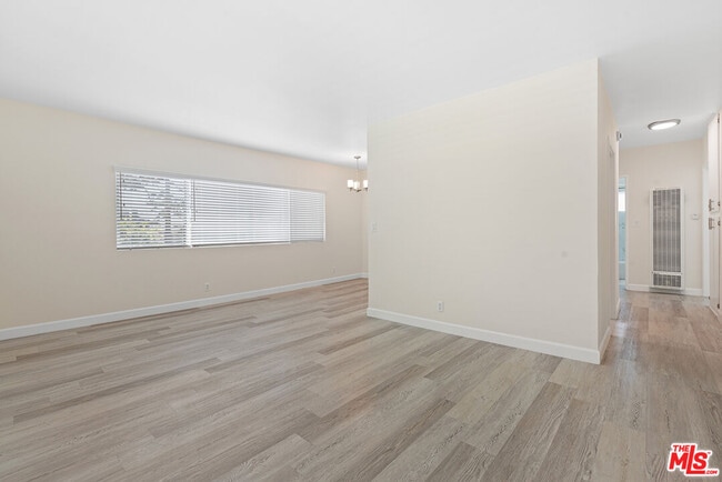 Building Photo - 1433 Brockton Ave