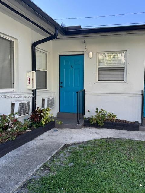 Foto del edificio - 2499 SW 27th St