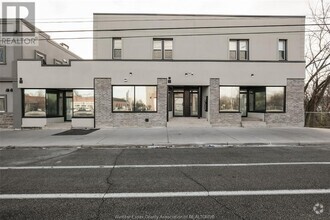 Building Photo - 1223 University Ave W
