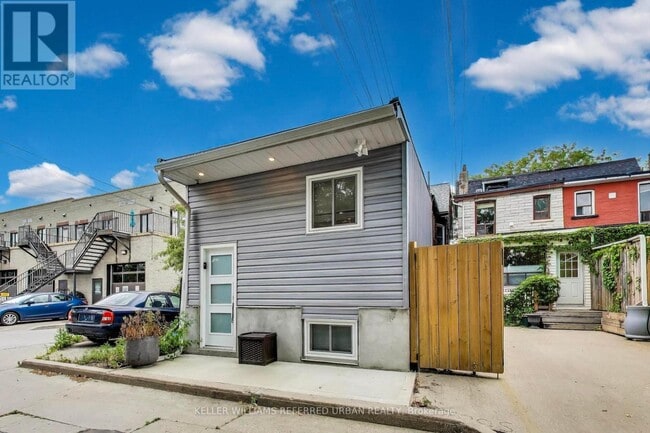 Building Photo - 225 Wallace Ave