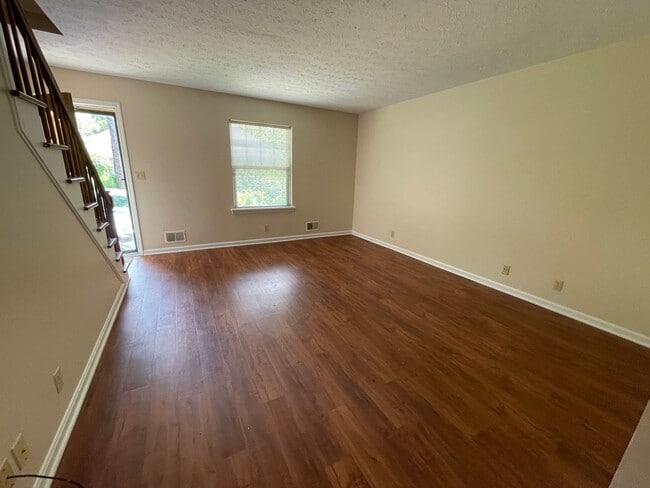 Building Photo - 2853GRI
