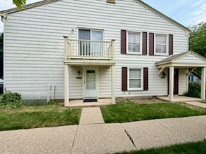 Building Photo - 2802 Willow Ct