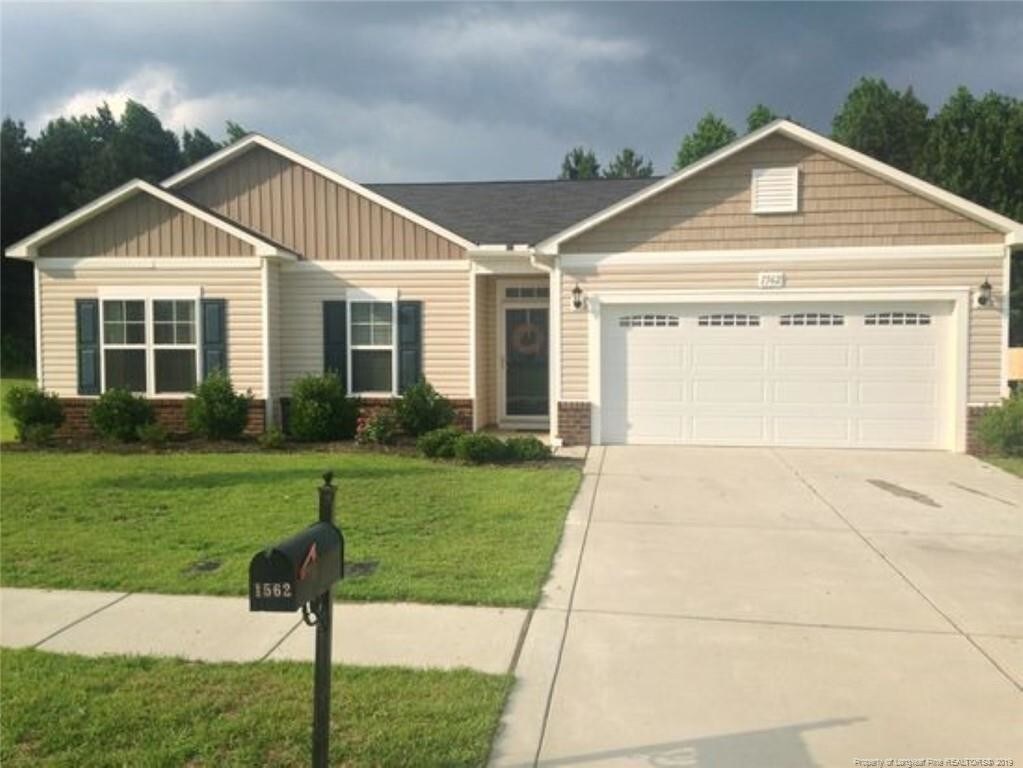 1562 St Johns Loop, Raeford, NC 28376 House Rental in Raeford, NC