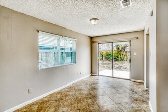 Building Photo - 11830 Perry Rd