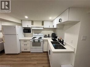 Building Photo - 174 East Avenue N