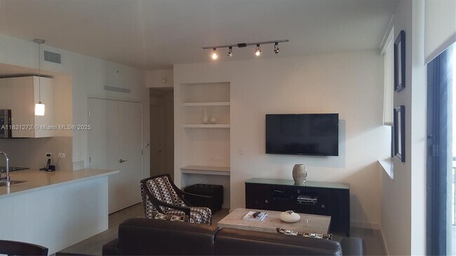 Foto del edificio - 999 SW 1st Ave