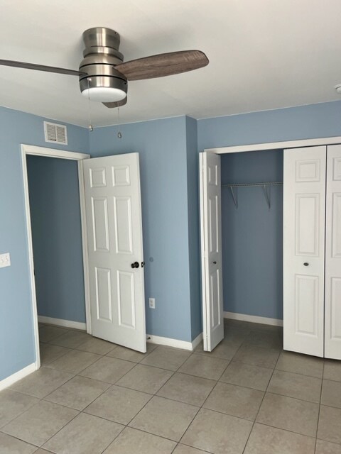 Building Photo - 318 SW 47th Ter