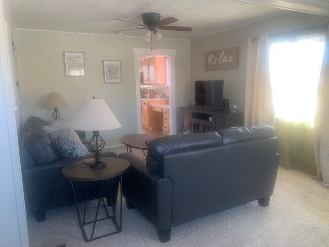 Foto del edificio - 1303 Grand Ave