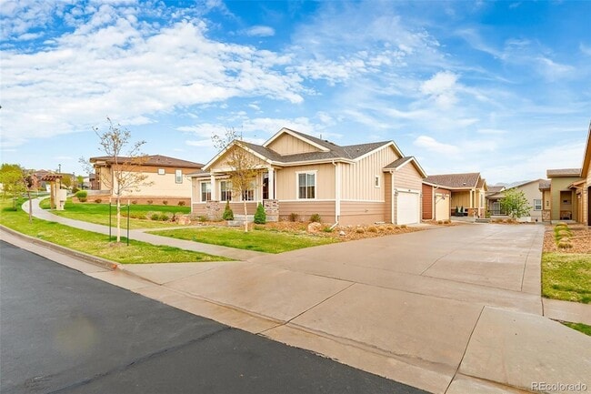 Building Photo - 10771 N Montane Dr