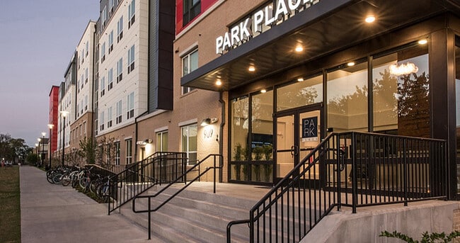 Building Photo - Park Place Waco Apartments