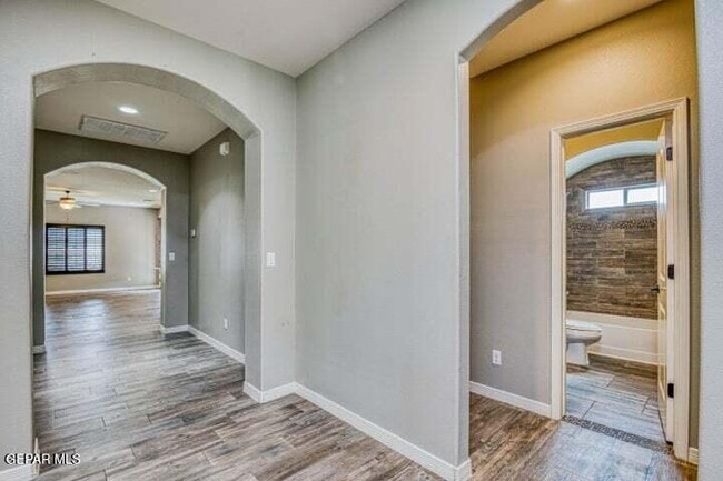 Foto del edificio - 13197 Hazy