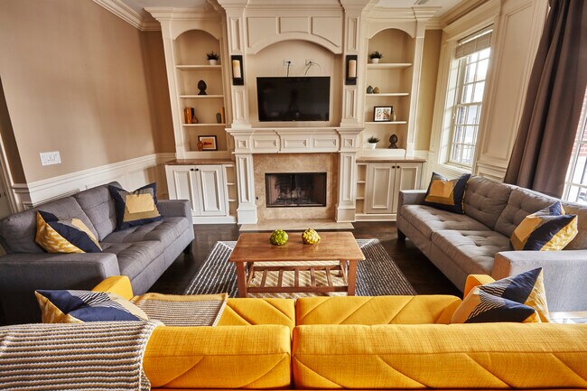 Foto del edificio - 2517 N Halsted St