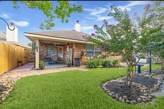 Building Photo - 6715 Rockwall Trail Dr