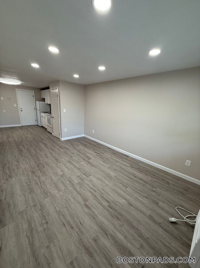 Foto del edificio - 53 Ridgewood Ln
