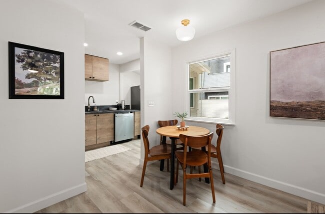 Building Photo - 2 bedrooms 1 bath home in San Diego-Imperi...