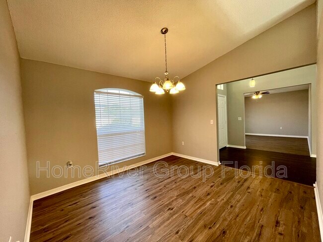 Foto del edificio - 3407 Imperial Manor Way