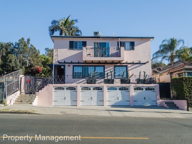 Foto del edificio - 840 N Coronado St