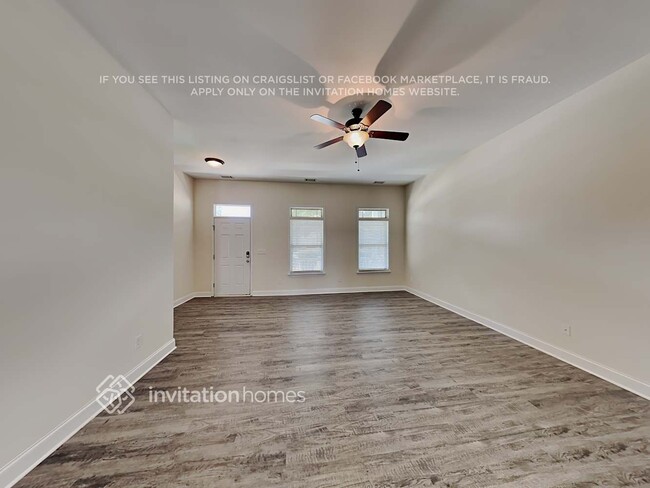 Foto del edificio - 1219 Heartwood Ave