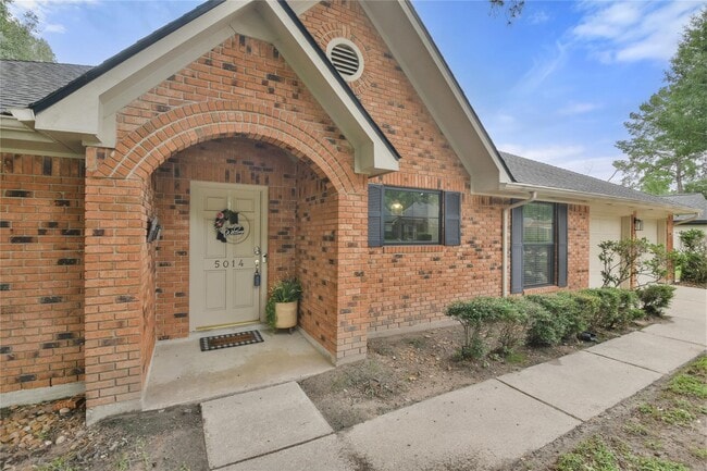 Building Photo - 5014 Temple Bell Dr