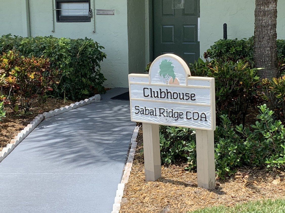 Primary Photo - 901 Sabal Ridge Cir