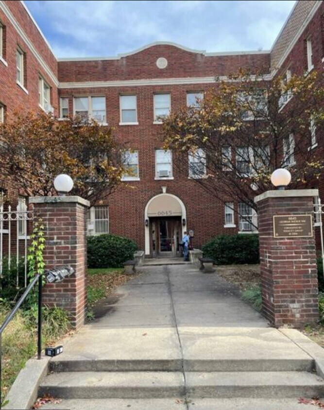 Primary Photo - 6645 Georgia Ave NW