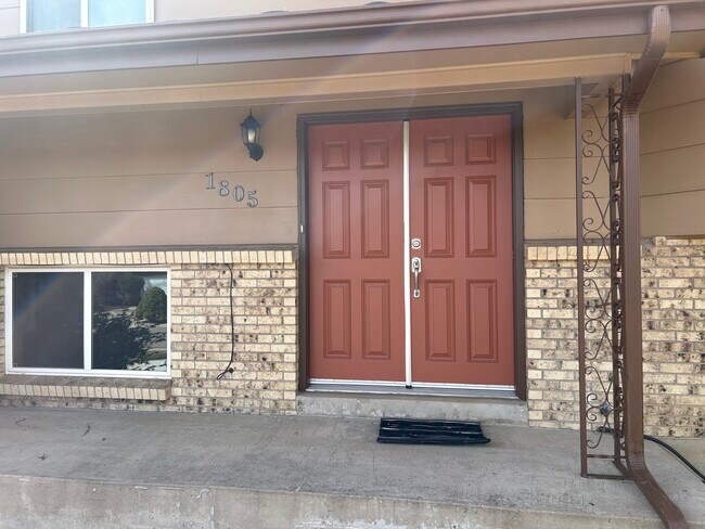 Foto del edificio - 1805 S Saulsbury Ct